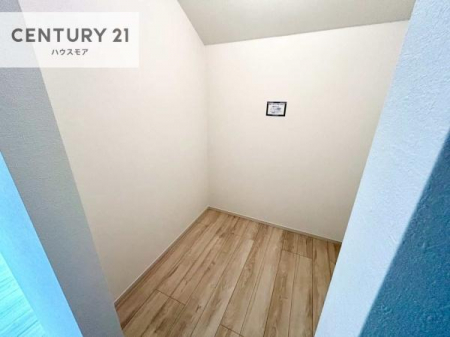 ���[�@�E�H�[�N�C���N���[�[�b�g�t���ł��B��������̂��m���Ȃǂ����[���Ă��������ł��ˁI���ɂ���@�������ȂǋG�ߕ��̑傫�ȉƓd�����[�ł��܂��I