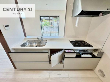 �L�b�`���@���[�X�y�[�X���L�x�ŁA�����X�y�[�X���X�b�L���ƕЕt���Ђ�`�����p�ł��܂��I
���K�ɍ�Ƃ��ł��A�Ǝ��̌����A�b�v�I�����̗���������܂��I