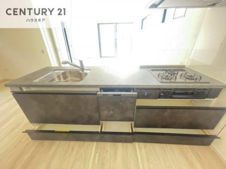 �L�b�`���@���[�X�y�[�X���L�x�ŁA�����X�y�[�X���X�b�L���ƕЕt���Ђ�`�����p�ł��܂��I
���K�ɍ�Ƃ��ł��A�Ǝ��̌����A�b�v�I�����̗���������܂��I