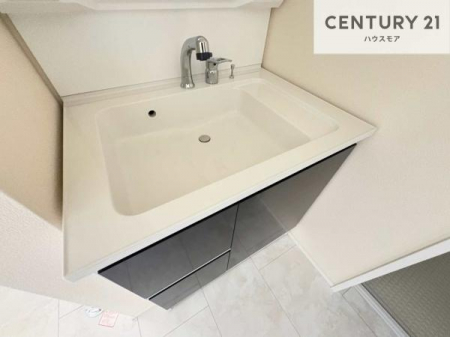 ���ʑ�E���ʏ��@�[�����ʑ�{�E���́A�������˂ɂ����̂ł�����ꂪ�y�X�I���������ۂĂ܂��I
�L���C�Ȑ��ʏ��Ŏ��������̃��`�x�[�V�������オ��܂��ˁI