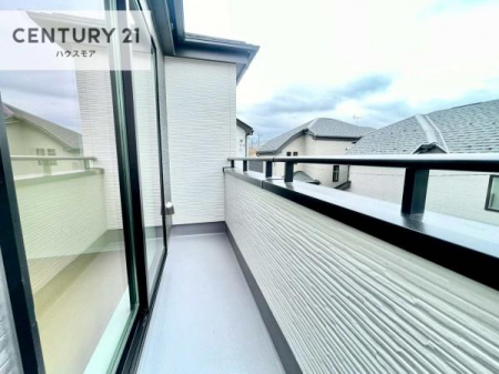 �o���R�j�[�@�z������̗ǂ��o���R�j�[�ŁA�����󕨂��悭���������ł��ˁI
���V�C�̗ǂ����ɂ̓o���R�j�[�֏o�ă��t���b�V������̂��C�����悳�����ł��B