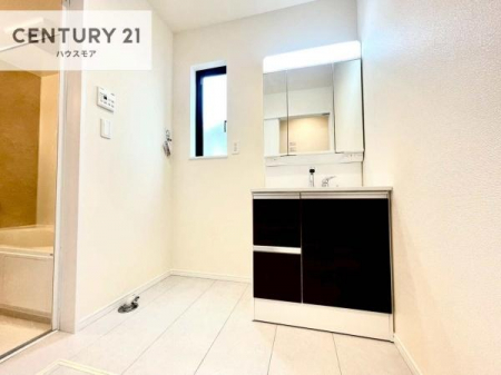 ���ʑ�E���ʏ��@�����t���̖��邢���ʎ��ł��I���C�������ɓ���ւ����ł��Đ����ɕۂ��Ƃ��ł��܂��I���R�����������ނ̂ł����ς̎d�オ����ǂ��Ȃ�܂��ˁI