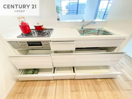 �L�b�`���@���[�X�y�[�X���L�x�ŁA�����X�y�[�X���X�b�L���ƕЕt���Ђ�`�����p�ł��܂��I
���K�ɍ�Ƃ��ł��A�Ǝ��̌����A�b�v�I�����̗���������܂��I