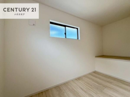 �m���@�V���v���Ƀf�U�C������Ă��邽�߁A�Ƌ��I�т܂���I
���C�ɓ���̉Ƌ��u���Ă��낰���Ԃ���邱�Ƃ��ł��܂��B
