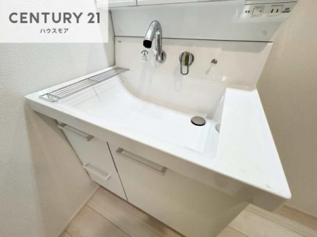 ���ʑ�E���ʏ��@�[�����ʑ�{�E���́A�������˂ɂ����̂ł�����ꂪ�y�X�I���������ۂĂ܂��I
�L���C�Ȑ��ʏ��Ŏ��������̃��`�x�[�V�������オ��܂��ˁI�y���n�̔���J�Ò��z