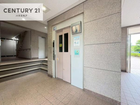 ���̑����p���@�G���x�[�^�[�����ŁA���X�̈ړ������K�B
�����̓��₨�ו��̑������ł��A�X���[�Y�ɂ��A��������܂��I