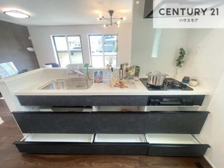 �L�b�`���@���[�X�y�[�X���L�x�ŁA�����X�y�[�X���X�b�L���ƕЕt���Ђ�`�����p�ł��܂��I
���K�ɍ�Ƃ��ł��A�Ǝ��̌����A�b�v�I�����̗���������܂��I