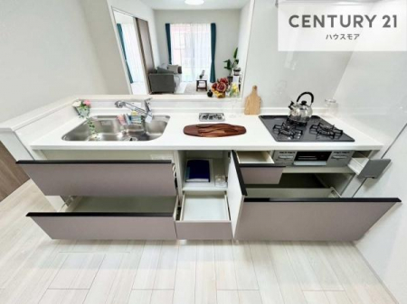 �L�b�`���@���[�X�y�[�X���L�x�ŁA�����X�y�[�X���X�b�L���ƕЕt���Ђ�`�����p�ł��܂��I
���K�ɍ�Ƃ��ł��܂��I�����̗���������܂��I