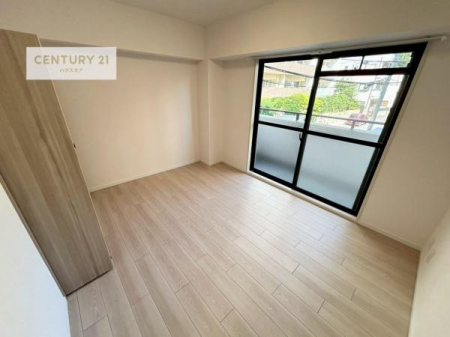 �Q���@�o���R�j�[�ɖʂ��Ă���m���ł��B���邭�����肪����A���C����������ł��܂��I���N���āA�O�ɏo�Ĕw�L�т����[�ċz�����ǂ������}������邱�Ƃ��ł��܂��B