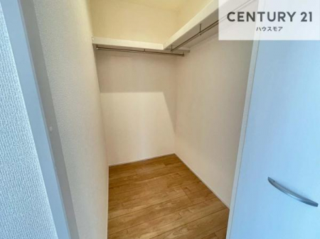 ���[�@�E�H�[�N�C���N���[�[�b�g�t���ł��B��������̂��m���Ȃǂ����[���Ă��������ł��ˁI���ɂ���@�������ȂǋG�ߕ��̑傫�ȉƓd�����[�ł��܂��I