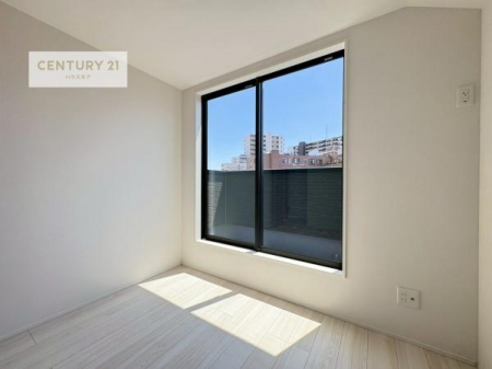 �m���@�o���R�j�[�ɖʂ��Ă���m���ł��B���邭�����肪����A���C����������ł��܂��I���N���āA�O�ɏo�Ĕw�L�т����[�ċz�����ǂ������}������邱�Ƃ��ł��܂��B