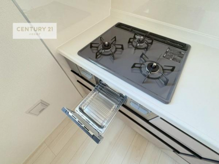 �L�b�`���@�R�����͎O������̂ł������̓����i�s���ł��܂��B
�������O�����t���ł��B�����X�y�[�X���L�X���Ă���׍�Ƃ����₷���I�g�����肪�ǂ��V�X�e���L�b�`���ł��I
