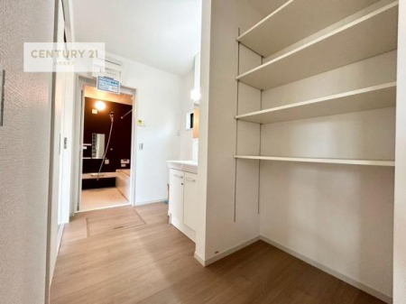 ���ʑ�E���ʏ��@���[�����Ղ�̐��ʎ��I���p�i�̃X�g�b�N��o�X�^�I�����X�b�L���Ǝ��[�ł��Ď��o���₷���I����肪�X�b�L���Еt���ċC�����̗ǂ���ԁI