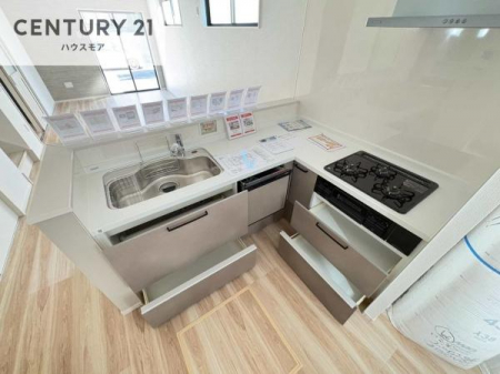 �L�b�`���@���[�X�y�[�X���L�x�ŁA�����X�y�[�X���X�b�L���ƕЕt���Ђ�`�����p�ł��܂��I
���K�ɍ�Ƃ��ł��A�Ǝ��̌����A�b�v�I�����̗���������܂��I