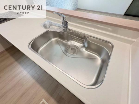 �L�b�`���@���C�h�ȃV���N�ł��ˁI�������˂ɂ������������₷���Ǝ����y�X�d�l�̃V�X�e���L�b�`���ł��I
�f�U�C�����Ƌ@�\�������˂��L�b�`���Ő�����������܂��ˁI
