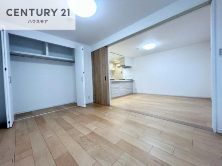 �m���@���[�X�y�[�X���[���I�������X�b�L�����ڂ��鎖���ł��܂��ˁB
�Ƌ��I�΂Ȃ��V���v���ȃf�U�C���ׁ̈A�Ƌ��I�΂����C�ɓ���̋�ԍ�肪�ł������ł��ˁB