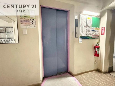 ���̑����p���@�G���x�[�^�[�����ŁA���X�̈ړ������K�B
�����̓��₨�ו��̑������ł��A�X���[�Y�ɂ��A��������܂��I