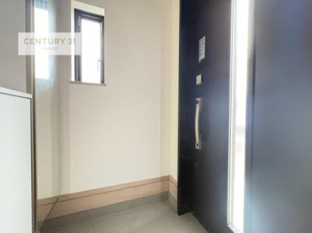 ���ց@�V���[�Y�{�b�N�X�t���Ȃ̂ŁA���ւ��Еt�����|�������₷���ł��I
�X�b�L���������ւŌ˂��J�����u�ԁA�������̂���S�n������Ԃ��o�}���Ă���܂��B