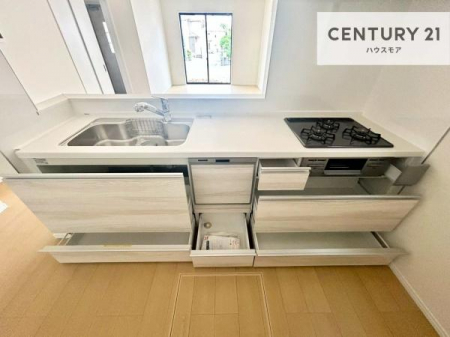 �L�b�`���@���[�X�y�[�X���L�x�ŁA�����X�y�[�X���X�b�L���ƕЕt���Ђ�`�����p�ł��܂��I
���K�ɍ�Ƃ��ł��A�Ǝ��̌����A�b�v�I�����̗���������܂��I