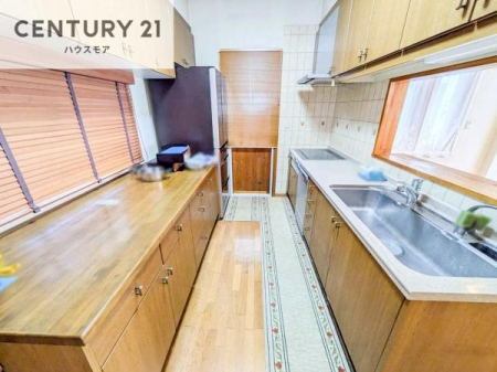 �L�b�`���@���[�X�y�[�X���L�x�ŁA�����X�y�[�X���X�b�L���ƕЕt���Ђ�`�����p�ł��܂��I
���K�ɍ�Ƃ��ł��A�Ǝ��̌����A�b�v�I�����̗���������܂��I