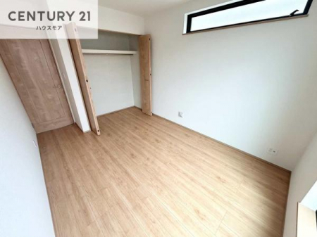 ���r���O�ȊO�̋����@���[�X�y�[�X���[���I�������X�b�L�����ڂ��鎖���ł��܂��ˁB
�Ƌ��I�΂Ȃ��V���v���ȃf�U�C���ׁ̈A�Ƌ��I�΂����C�ɓ���̋�ԍ�肪�ł������ł��ˁB