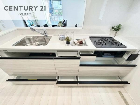 �L�b�`���@���[�X�y�[�X���L�x�ŁA�����X�y�[�X���X�b�L���ƕЕt���Ђ�`�����p�ł��܂��I
���K�ɍ�Ƃ��ł��A�Ǝ��̌����A�b�v�I�����̗���������܂��I�y���n�̔���J�Ò��z