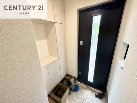 ���ց@�V���[�Y�{�b�N�X�t���Ȃ̂ŁA���ւ��Еt�����|�������₷���ł��I
�X�b�L���������ւŌ˂��J�����u�ԁA�������̂���S�n������Ԃ��o�}���Ă���܂��B