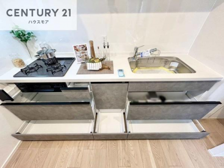 �L�b�`���@���[�X�y�[�X���L�x�ŁA�����X�y�[�X���X�b�L���ƕЕt���Ђ�`�����p�ł��܂��I
���K�ɍ�Ƃ��ł��A�Ǝ��̌����A�b�v�I�����̗���������܂��I