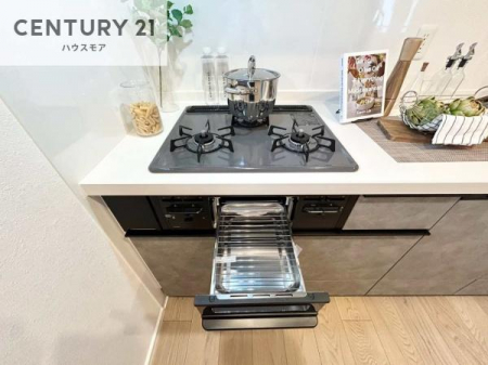 �L�b�`���@�R�����͎O������̂ł������̓����i�s���ł��܂��B
�������O�����t���ł��B�����X�y�[�X���L�X���Ă���׍�Ƃ����₷���I�g�����肪�ǂ��V�X�e���L�b�`���ł��I
