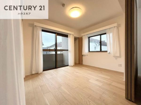 �Q���@�o���R�j�[�ɖʂ��Ă���m���ł��B���邭�����肪����A���C����������ł��܂��I���N���āA�O�ɏo�Ĕw�L�т����[�ċz�����ǂ������}������邱�Ƃ��ł��܂��B