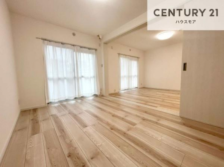 �Q���@�o���R�j�[�ɖʂ��Ă���m���ł��B���邭�����肪����A���C����������ł��܂��I���N���āA�O�ɏo�Ĕw�L�т����[�ċz�����ǂ������}������邱�Ƃ��ł��܂��B