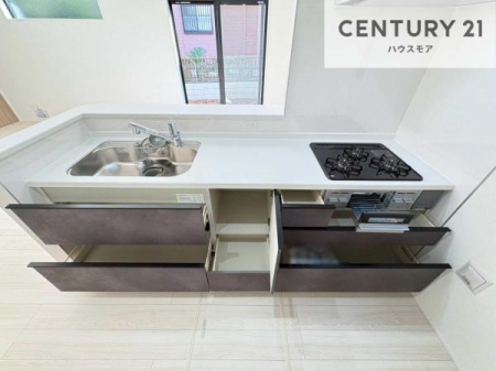 �L�b�`���@���[�X�y�[�X���L�x�ŁA�����X�y�[�X���X�b�L���ƕЕt���Ђ�`�����p�ł��܂��I
���K�ɍ�Ƃ��ł��A�Ǝ��̌����A�b�v�I�����̗���������܂��I
