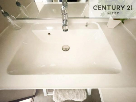 ���ʑ�E���ʏ��@�[�����ʑ�{�E���́A�������˂ɂ����̂ł�����ꂪ�y�X�I���������ۂĂ܂��I
�L���C�Ȑ��ʏ��Ŏ��������̃��`�x�[�V�������オ��܂��ˁI