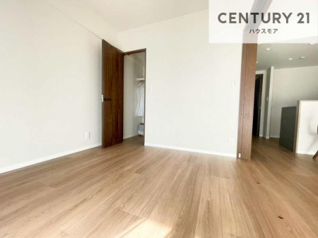 �m���@���r���O�Ɨאڂ����m���ł��I�Ǝ��̋x�e�X�y�[�X��L�b�Y�X�y�[�X�Ƃ��Ċ��p����̂��悳�����ł��ˁI
