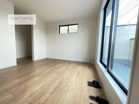 �Q���@�o���R�j�[�ɖʂ��Ă���m���ł��B���邭�����肪����A���C����������ł��܂��I���N���āA�O�ɏo�Ĕw�L�т����[�ċz�����ǂ������}������邱�Ƃ��ł��܂��B