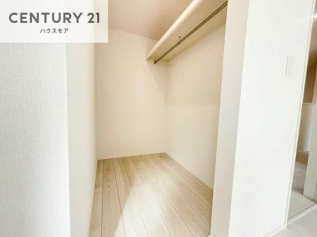���[�@�E�H�[�N�C���N���[�[�b�g�t���ł��B��������̂��m���Ȃǂ����[���Ă��������ł��ˁI���ɂ���@�������ȂǋG�ߕ��̑傫�ȉƓd�����[�ł��܂��I