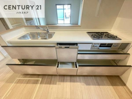 �L�b�`���@���[�X�y�[�X���L�x�ŁA�����X�y�[�X���X�b�L���ƕЕt���Ђ�`�����p�ł��܂��I
���K�ɍ�Ƃ��ł��A�Ǝ��̌����A�b�v�I�����̗���������܂��I