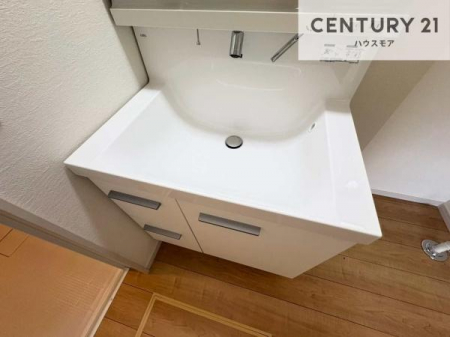���ʑ�E���ʏ��@�[�����ʑ�{�E���́A�������˂ɂ����̂ł�����ꂪ�y�X�I���������ۂĂ܂��I
�L���C�Ȑ��ʏ��Ŏ��������̃��`�x�[�V�������オ��܂��ˁI