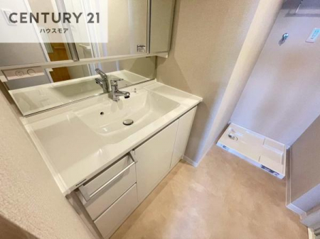���ʑ�E���ʏ��@�[�����ʑ�{�E���́A�������˂ɂ����̂ł�����ꂪ�y�X�I���������ۂĂ܂��I
�L���C�Ȑ��ʏ��Ŏ��������̃��`�x�[�V�������オ��܂��ˁI