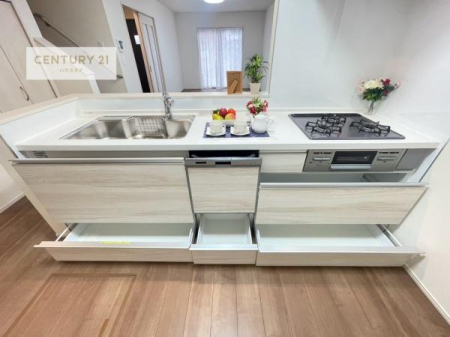 �L�b�`���@���[�X�y�[�X���L�x�ŁA�����X�y�[�X���X�b�L���ƕЕt���Ђ�`�����p�ł��܂��I
���K�ɍ�Ƃ��ł��A�Ǝ��̌����A�b�v�I�����̗���������܂��I