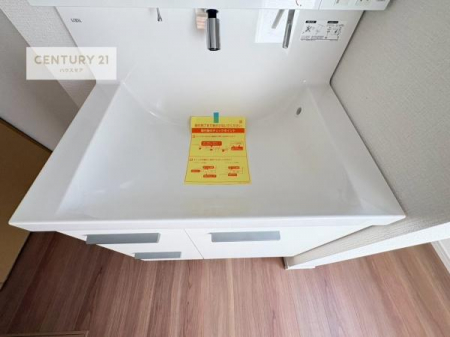 ���ʑ�E���ʏ��@�[�����ʑ�{�E���́A�������˂ɂ����̂ł�����ꂪ�y�X�I���������ۂĂ܂��I
�L���C�Ȑ��ʏ��Ŏ��������̃��`�x�[�V�������オ��܂��ˁI