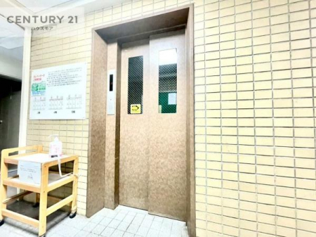 ���̑����p���@�G���x�[�^�[�����̃}���V�����ŁA�d���ו���x�r�[�J�[�̈ړ������K�B�����̐��������X���[�Y�ɂȂ�܂��B