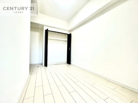 �m���@���[�X�y�[�X�����Ă��܂��I�������X�b�L�����ڂ��鎖���ł��܂��ˁB
�Ƌ��I�΂Ȃ��V���v���ȃf�U�C���ׁ̈A�Ƌ��I�΂����C�ɓ���̋�ԍ�肪�ł������ł��ˁB
