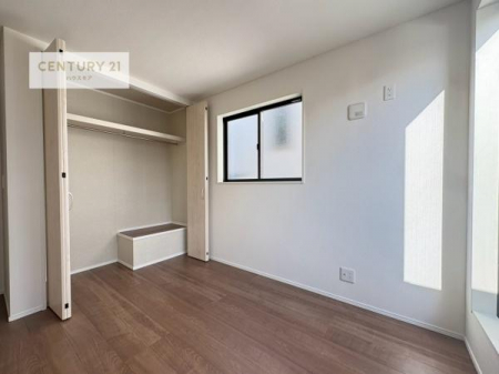 ���r���O�ȊO�̋����@���[�X�y�[�X���[���I�������X�b�L�����ڂ��鎖���ł��܂��ˁB
�Ƌ��I�΂Ȃ��V���v���ȃf�U�C���ׁ̈A�Ƌ��I�΂����C�ɓ���̋�ԍ�肪�ł������ł��ˁB